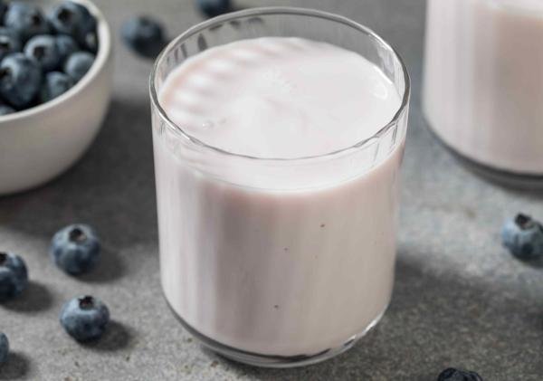 8 Minuman Terbaik untuk Mendukai Penuaan Sehat, Menurut Ahli Gizi