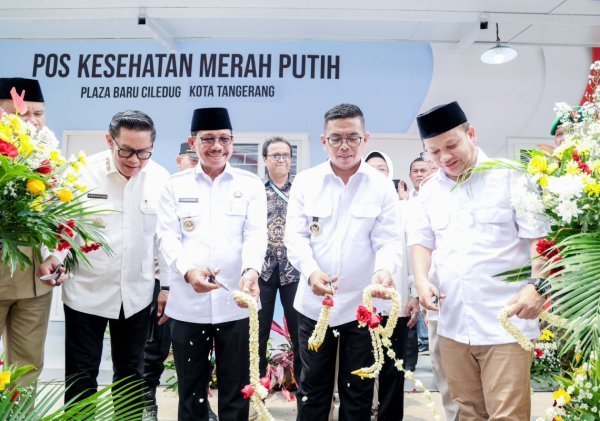 Gubernur Andra Soni Lantik Pos Kesehatan Merah Putih di Pasar Anyar untuk Peningkatan Layanan Preventif