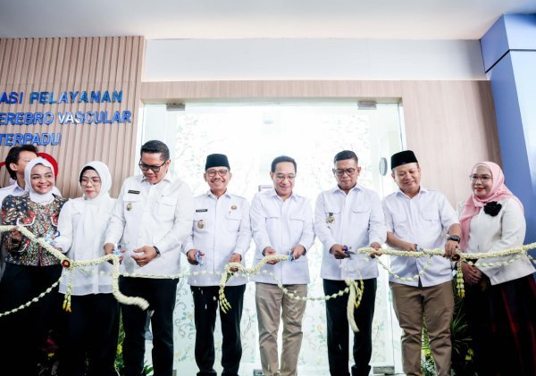 Andra Soni Resmikan Instalasi Kardiocerebrovaskuler Terpadu untuk Tingkatkan Layanan Kesehatan di RSUD Tangerang