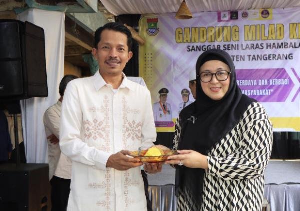 Hadiri Gandrung Milad ke-IX Sanggar Seni Laras Hambalan, Wabup Intan Tandaskan Seni dan budaya Adalah Identitas, Jati Diri, Serta Cermin Karakter Masyarakat