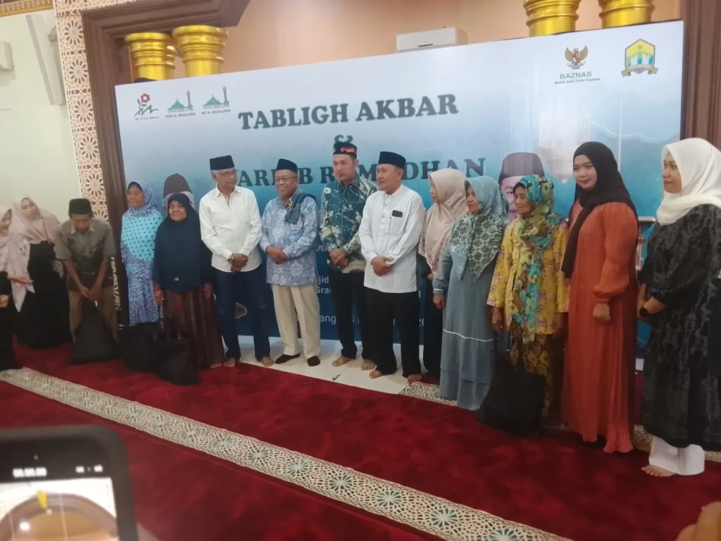Tabligh Akbar Ramadan Taman Graha Asri, 800 Warga Terima Sembako