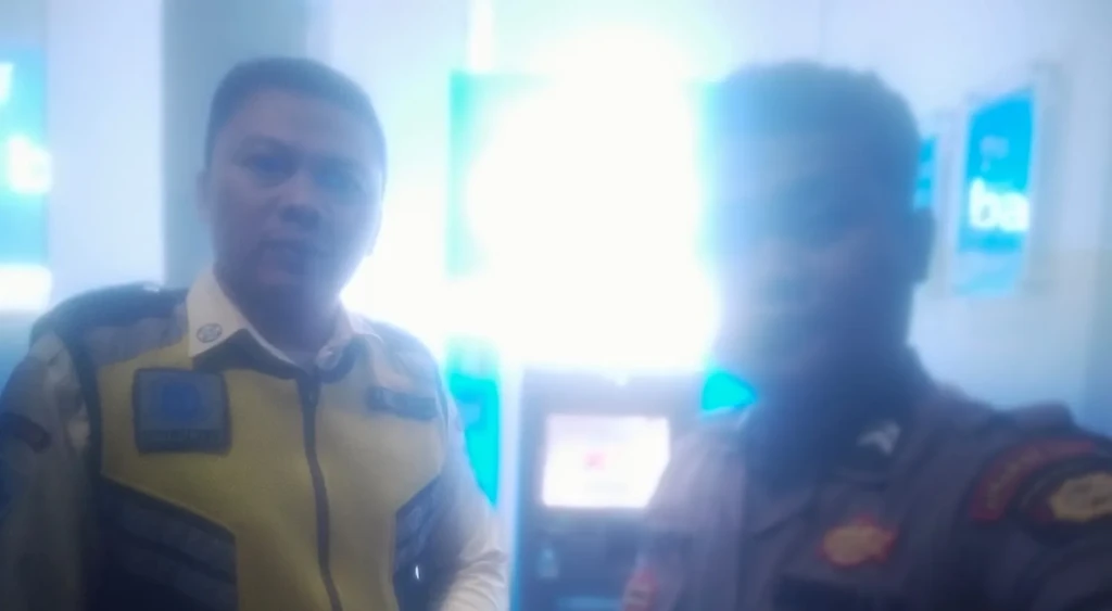 Polsek Baros Gelar Patroli Malam di Bank BJB, Jaga Kamtibmas Wilayah