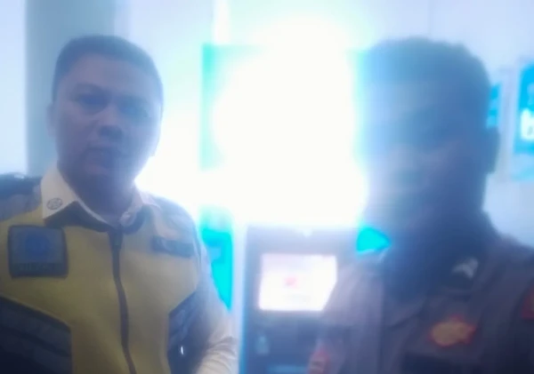 Polsek Baros Gelar Patroli Malam di Bank BJB, Jaga Kamtibmas Wilayah