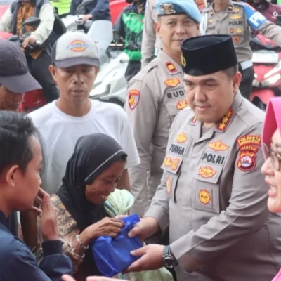Polresta Serang Kota Berbagi Takjil dan Santuni Anak Yatim di Bulan Ramadhan