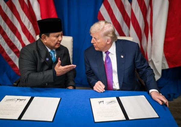 Prabowo dan Trump Teken Perjanjian Perdagangan Timbal Balik di AS