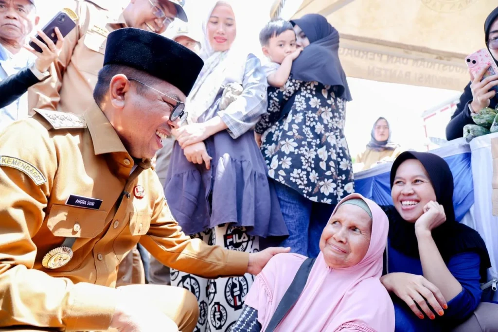 Warga Antusias Belanja Kebutuhan Pangan Murah di Bazar Ramadan Pemprov Banten