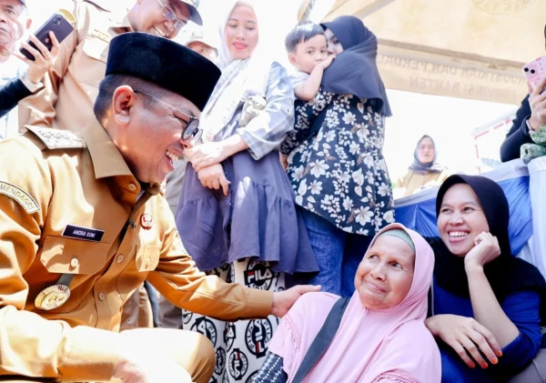 Warga Antusias Belanja Kebutuhan Pangan Murah di Bazar Ramadan Pemprov Banten