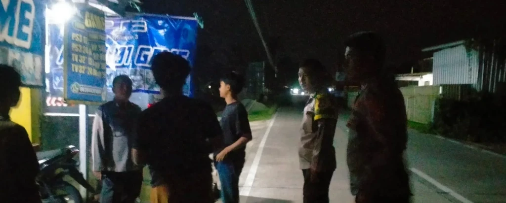 Polsek Baros Sambangi Warga, Ingatkan Waspada Kejahatan Jalanan