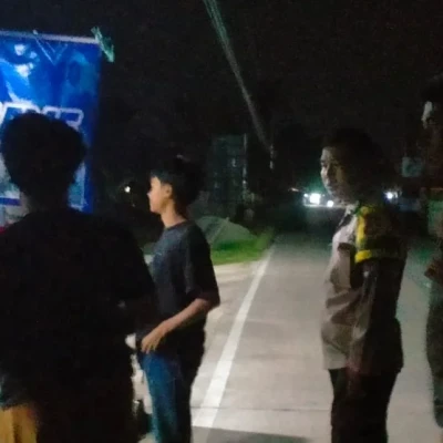Polsek Baros Sambangi Warga, Ingatkan Waspada Kejahatan Jalanan