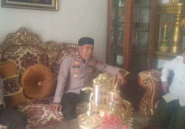 Kapolsek Kramatwatu Sambangi Warga, Jalin Silaturahmi dan Jaga Kamtibmas