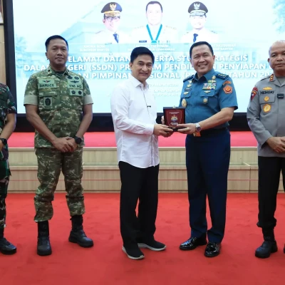 Wagub Banten Paparkan Strategi Ketahanan Pangan ke Peserta Lemhanas