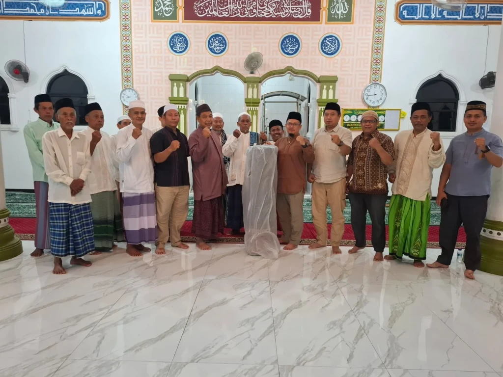 Sekmat Serang Gelar Tarawih Berkunjung di Masjid Al Hidayah Sukawana