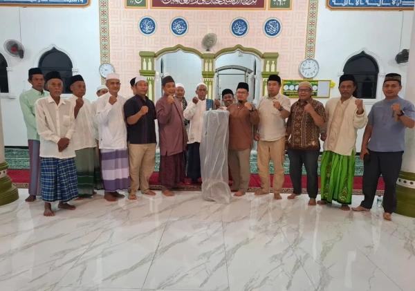 Sekmat Serang Gelar Tarawih Berkunjung di Masjid Al Hidayah Sukawana