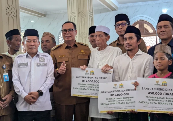 Pemkot Serang dan Baznas Salurkan Ratusan Paket Bantuan di Safari Ramadan 1447 H
