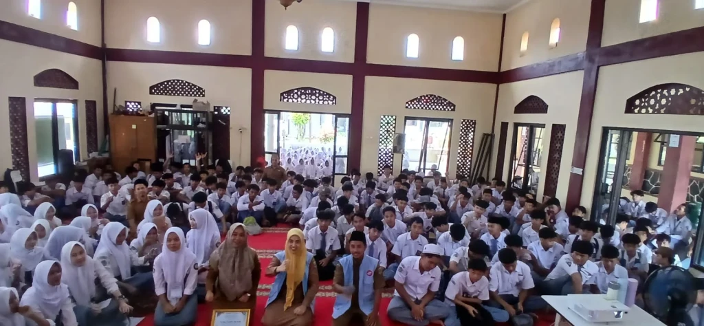 Pemprov Banten dan FORPAK-API Bekali Siswa SMK Pandeglang Pendidikan Antikorupsi