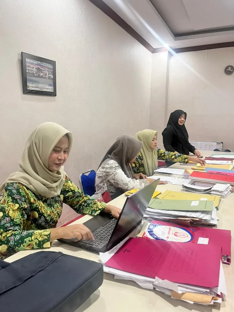 Kesbangpol Kota Serang Rapikan Arsip Inaktif untuk Tata Kelola Profesional