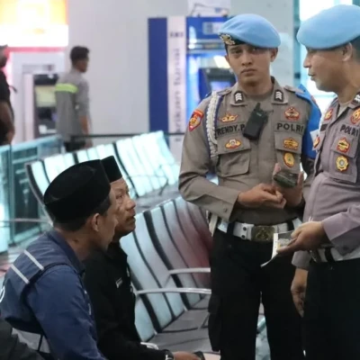 Polda Banten dan Polres Cilegon Sosialisasikan QR Barcode Pengaduan di Pelabuhan Merak