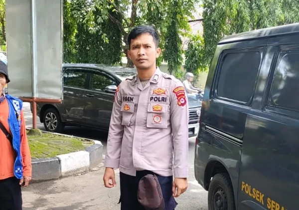 Polsek Serang Gelar Patroli dan Sosialisasi Anti Premanisme ke Juru Parkir