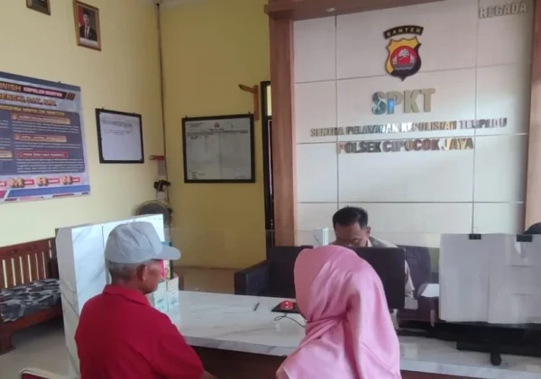 Polsek Cipocok Jaya Polresta Serkot Berikan Pelayanan Surat Kehilangan Kepada Masyarakat