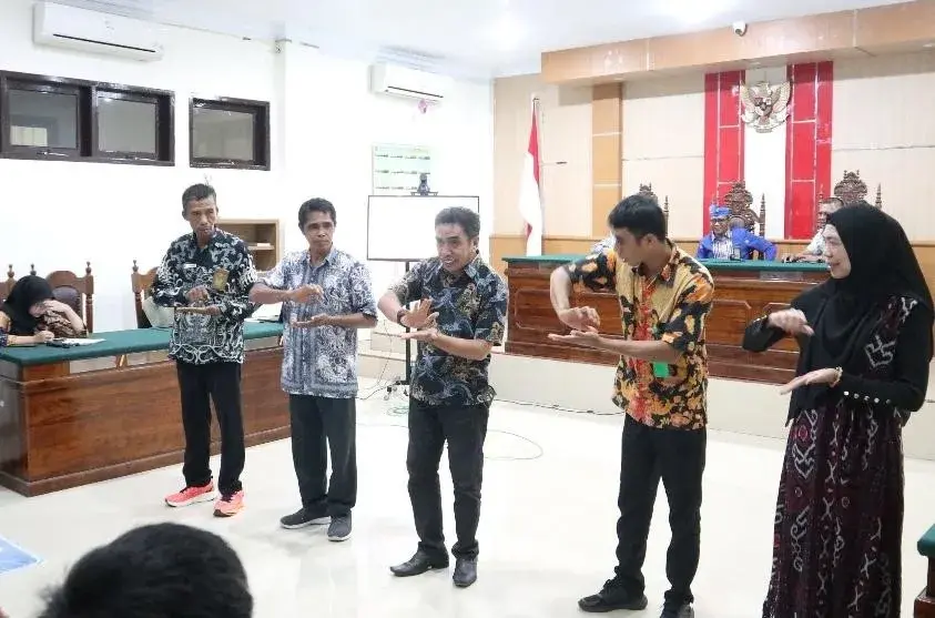 Terobosan PN Pasarwajo: Keadilan Tanpa Diskriminasi