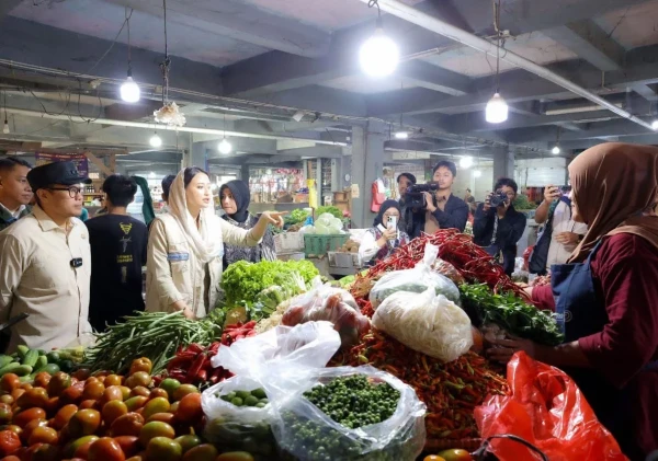 Wamendag dan Wawali Tangsel Pantau Harga Kebutuhan Pokok di Pasar Ciputat