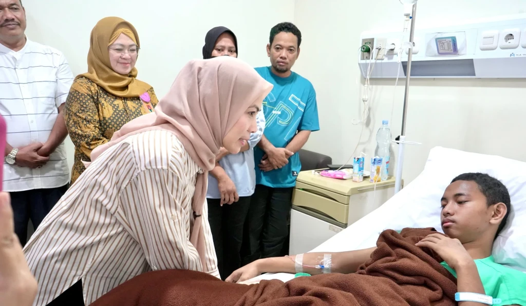 Bupati Serang Ratu Rachmatuzakiyah Minta Pendataan Ulang RTLH di Ciruas Usai Rumah Ambrol