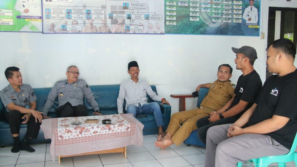 Monev Posbankum, Kakanwil Tekankan Peningkatan Literasi Hukum Masyarakat Desa