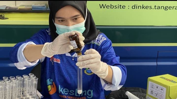 Pemkot Tangerang Uji Sampel Takjil di Pasar Lama untuk Keamanan Ramadan