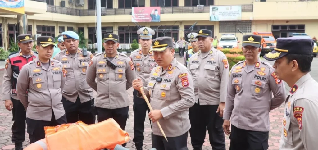 Kapolres Cilegon Cek Kesiapan Kendaraan Dinas dan Sarpras Jelang Operasi Ketupat Maung 2026
