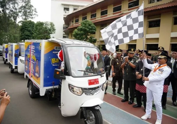 Wali Kota Tangerang Luncurkan "Bang Sama", Sediakan Sembako Murah Keliling Warga