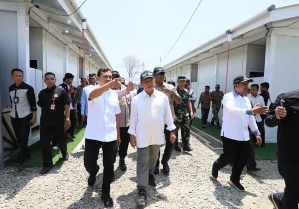 Mendagri Tito Karnavian Tinjau Hunian Sementara di Pidie Jaya Aceh