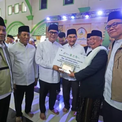 Pemprov Banten dan Pemkot Tangerang Salurkan Bansos dalam Safari Ramadan