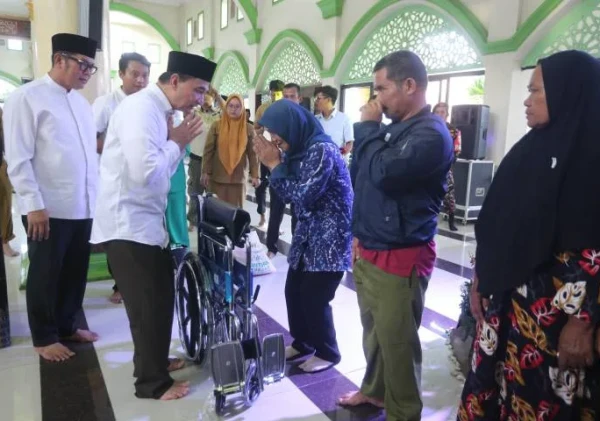 Pemprov Banten dan Pemkot Tangerang Salurkan Bantuan Sosial Serentak di Safari Ramadan