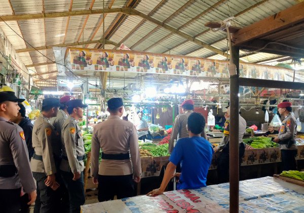 Polresta Tangerang Pantau Stabilitas Harga Pangan di Pasar Ciung Selama Ramadan