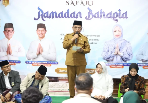 Safari Ramadan di Cinangka, Gubernur Andra Soni Perkuat Silaturahmi dengan Masyarakat