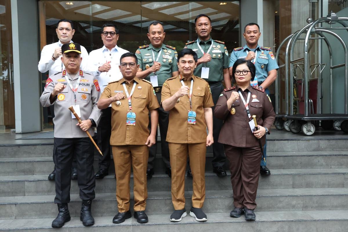 Andra-Dimyati Akselerasi 8 Program Pembangunan Banten dalam Setahun