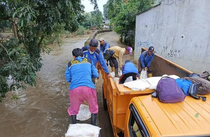 Pemkot Tangerang Pasang Kisdam Darurat di Duren Village Antisipasi Banjir Susulan