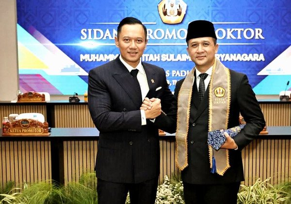 Agus Harimurti Yudhoyono dan M Iftitah S Suryanagara Kunjungi Pandeglang