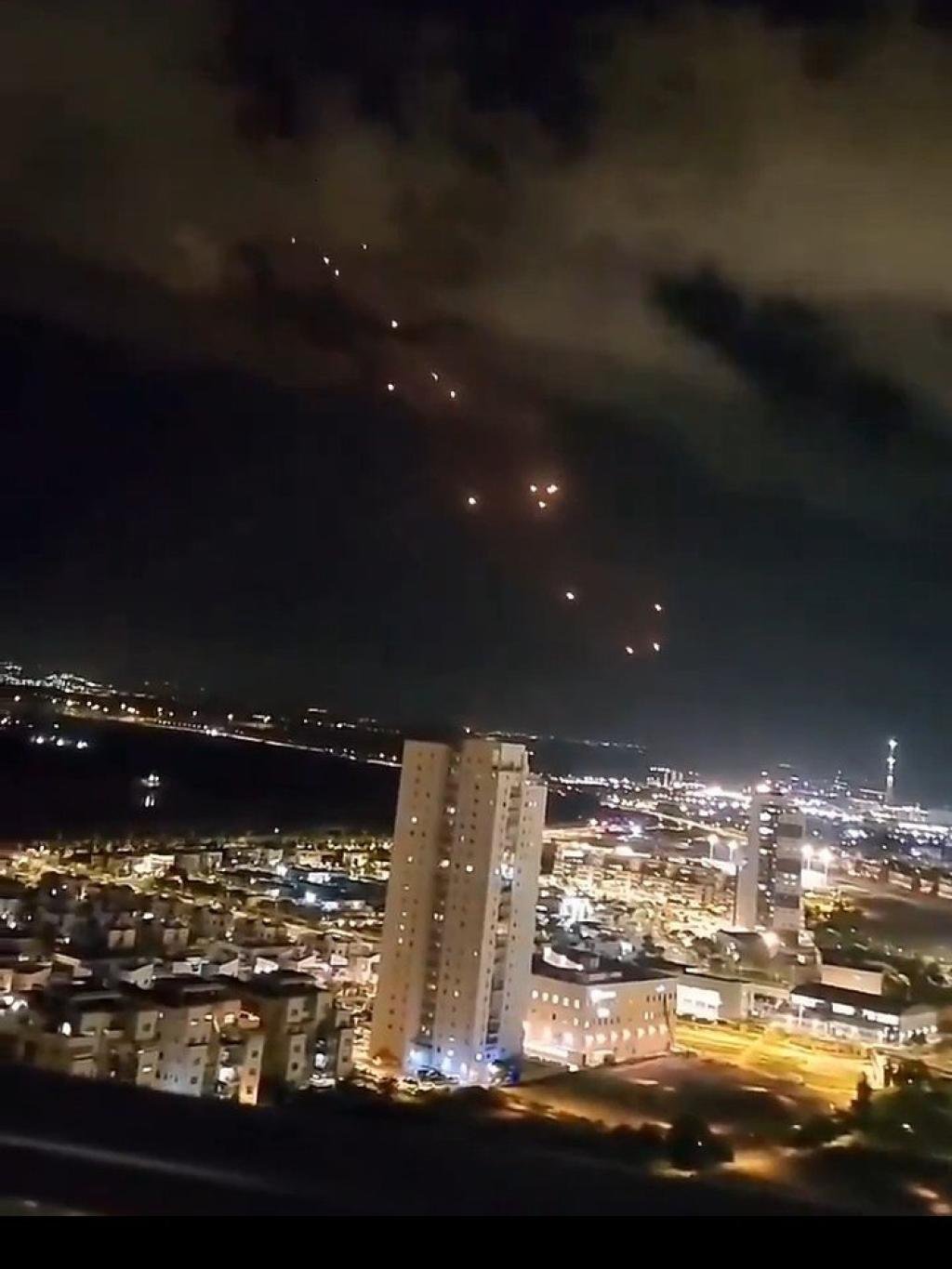 Serangan Balasan Iran: Iron Dome Israel Diuji