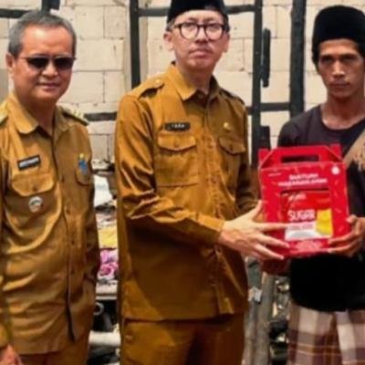 Dinsos Kota Serang Salurkan Bantuan untuk Korban Kebakaran dan Anak Stunting di Kasemen