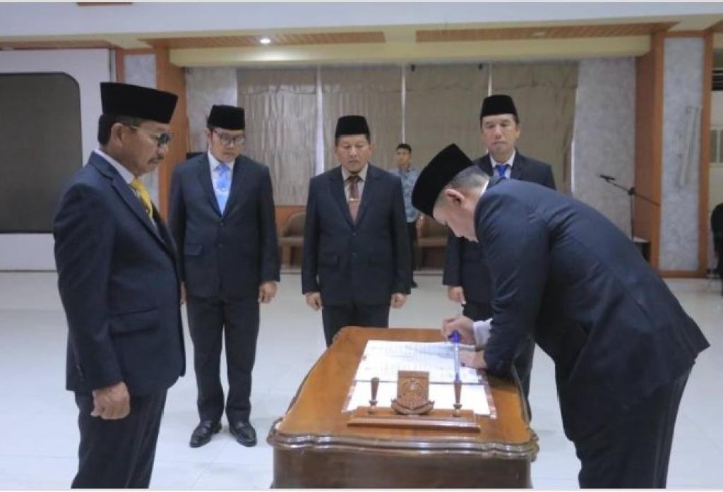 Wali Kota Tangerang Defenitifkan Kepala OPD dan Lantik Pejabat Struktural serta CPNS