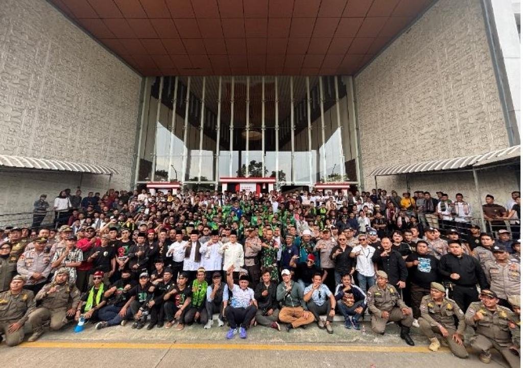 Ojol Tangsel Gelar Aksi Damai Klarifikasi Sikap Terkait Kericuhan di Jakarta