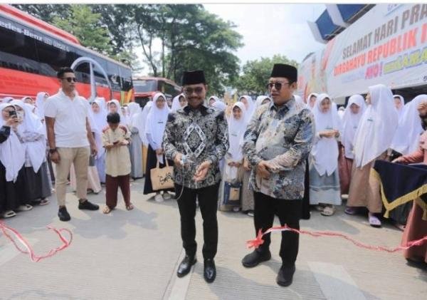 Wali Kota Tangerang Lepas 225 Santri Puteri Menuju Gontor: "Jadilah Teladan dan Penebar Kedamaian