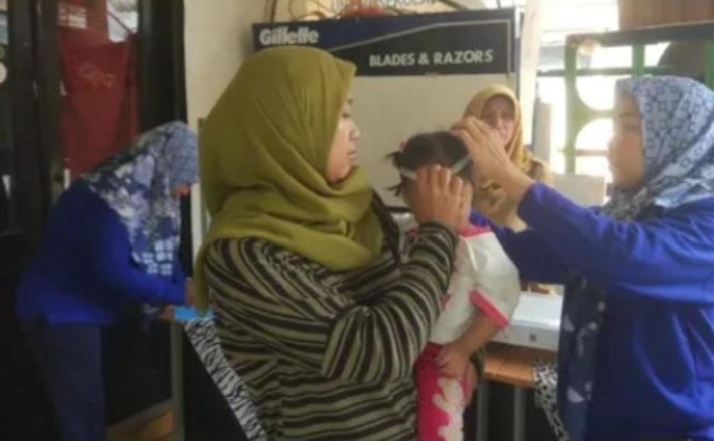 Posyandu Nusa Indah Karang Tengah Tingkatkan Kesehatan Balita Lewat Penimbangan dan Vaksinasi Rutin