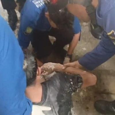 BPBD Kota Tangerang Evakuasi Tangan Pekerja Pabrik Kerupuk yang Terjepit Mesin