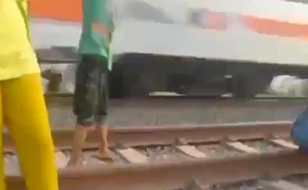 Bermain di Rel Kereta, 4 Nyawa Melayang Tertabrak KA Fajar Utama Yogya