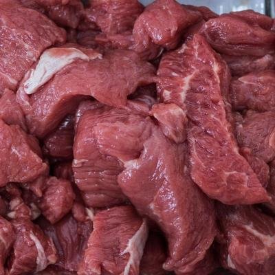 Rahasia Warna Merah pada Daging: Bukan Darah, Tapi Pigmen Alami