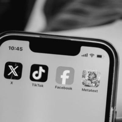 Dampak Media Sosial pada Remaja: Peluang atau Ancaman?