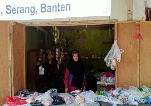 Dampak Kenaikan Harga Bahan Pokok Terhadap Keluarga Berpenghasilan Rendah di Kota Serang