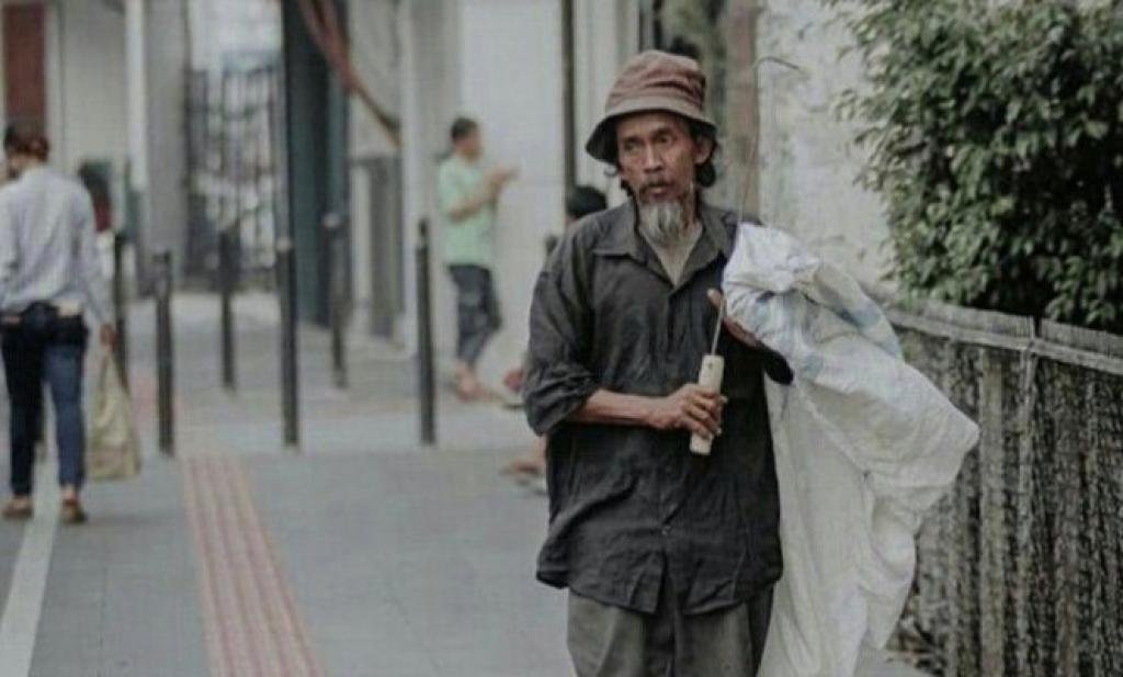 Apakah Kemiskinan Adalah Tanggung Jawab Kita Bersama?